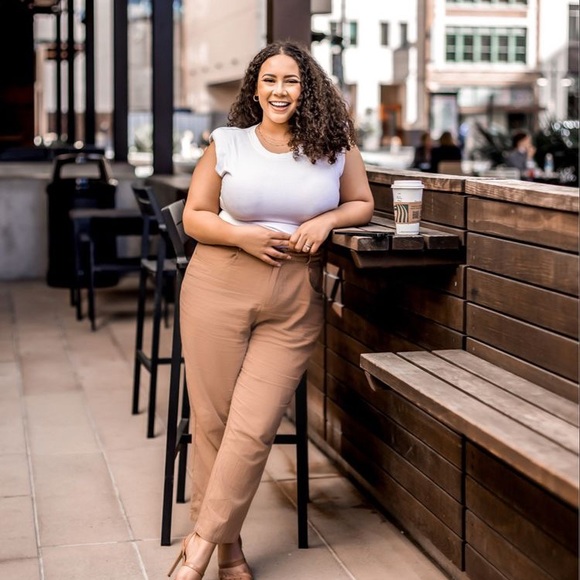 WARM NEUTRALS PLUS SIZE MYSTERY BOX 5 PIECES - Picture 8 of 17